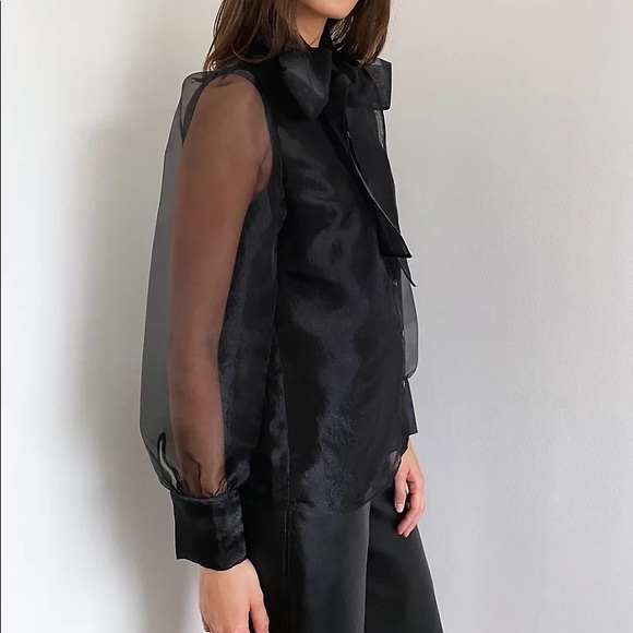 NWT Aritzia Babaton Bow Blouse - Picture 2 of 6